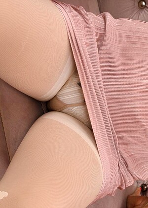 free sex pornphoto 10 Blondie Rose ishot-stockings-knights layerednylons