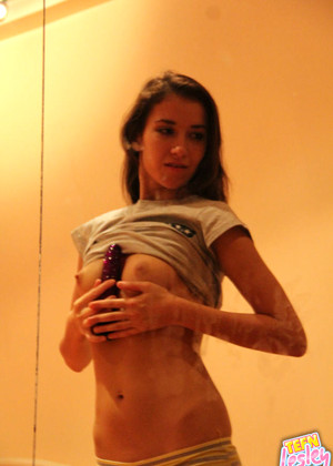 free sex photo 11 Teen Lesley voluptuous-teen-love-porn liltammy