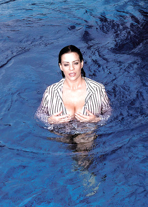 free sex pornphoto 6 Linsey Dawn Mckenzie factory-pool-ddf linseysworld