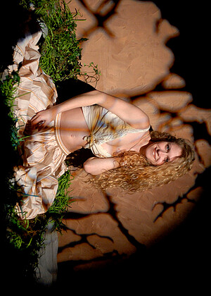 free sex pornphoto 3 Louisdemirabert Model asstits-non-nude-fandom-version louisdemirabert