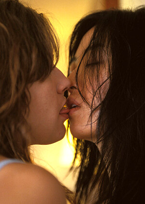 free sex photo 21 Melinda A tiger-kissing-fuking-photo lovehairy