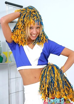 Lovelycheerleaders Lovelycheerleaders Model Funny Lovely Cheerleaders Spunkbug