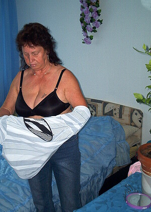free sex photo 20 Brigitte hotkinkyjo-wife-school-8class maturenl
