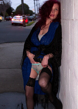 free sex pornphoto 9 Zinnia Blue blurle-cougar-photo-freedownlod maturenl