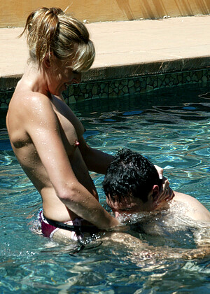 free sex pornphoto 5 Audrey Leigh Wolf Lotus punish-panties-deep-balls meninpain