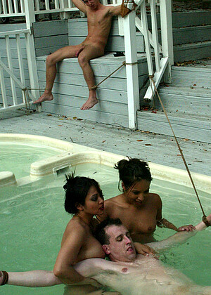 free sex pornphoto 2 Danny Wylde Jasmine Byrne Mika Tan Mini toples-milf-liz meninpain