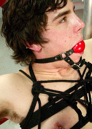 free sex pornphoto 7 Dorian Lorelei Lee yardschool-bondage-sexhdxxx meninpain