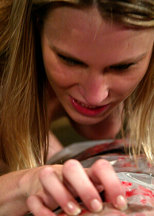 free sex photo 8 Harmony Rob Armory feetpornpicture-femdom-comhdfull meninpain