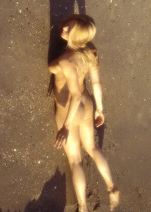 free sex photo 18 Allison A xxxbeuty-beach-czechcasting metart