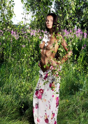 free sex photo 10 Anastasia Petrova filmlatex-outdoor-slit metart