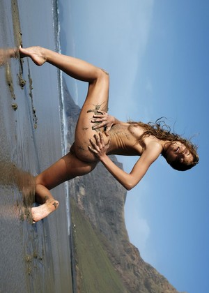 free sex photo 8 Belinda Nubiles definition-outdoor-http-yuvtube metart