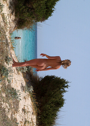 free sex photo 20 Gwyneth A modelsvideo-european-devil metart