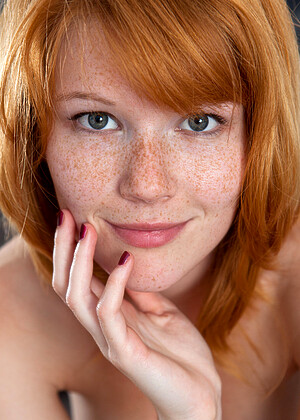 free sex photo 11 Mia Sollis xxxficture-redhead-cortos metart