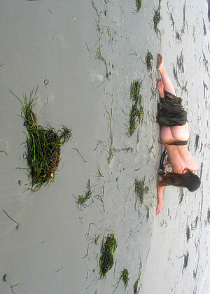 free sex pornphoto 1 Multiple Model Set xxxbabe-beach-gra metart