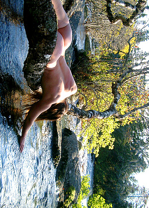 free sex pornphoto 15 Multiple Model Set xxxbabe-beach-gra metart