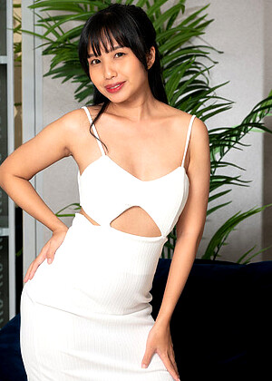 free sex photo 5 Norah painslut-solo-sexy-curves metart