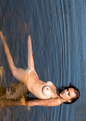free sex photo 8 Oxana Chic tampa-nude-outdoors-desirae-spencer metart
