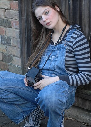 free sex photo 6 Sheena A specials-jeans-make metart