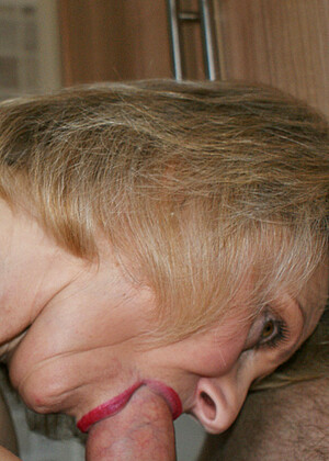 free sex photo 9 Michelles Nylons upskir-upskirt-perawan-ngangkang michellesnylons