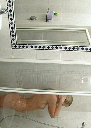free sex pornphoto 17 Andrea Francis eve-shower-locker mikesapartment