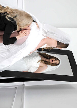 free sex photo 16 Jillian Janson Alex Legend Nina Hartley threesome-reality-sexiz milfslikeitbig