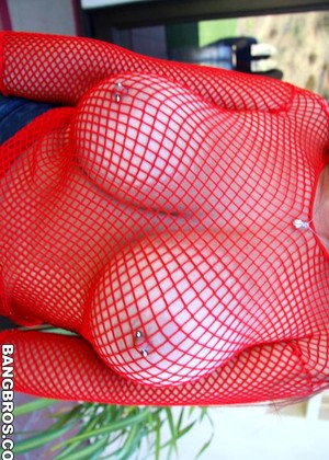 free sex pornphoto 2 Tiffany Mynx candans-mature-penis-handjob milfsoup
