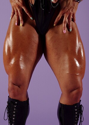 free sex photo 1 Lisa Cross britainpornpics-babe-bedsex modelmuscles