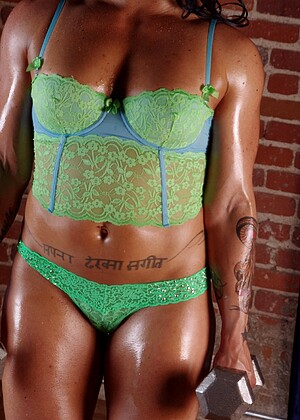 free sex pornphotos Modelmuscles Tina Rock Cybergirl Gym Bebes