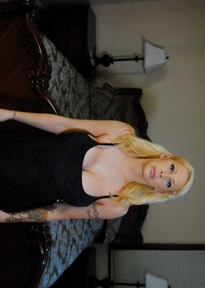 free sex pornphoto 17 Candy Manson tiny-blonde-turner mommygotboobs