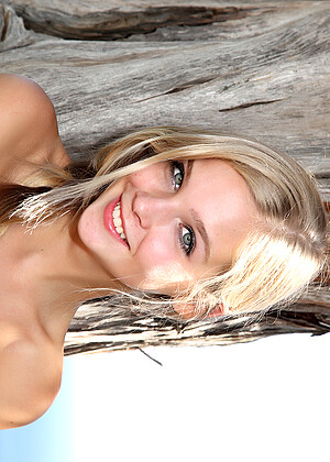 free sex photo 3 Sienna xxxlive-blonde-3gpvideos-vip mplstudios
