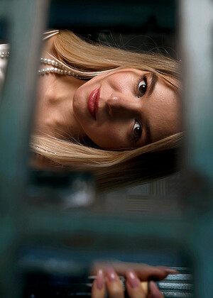 free sex photo 10 Stefani hero-blonde-showy-beauty mplstudios