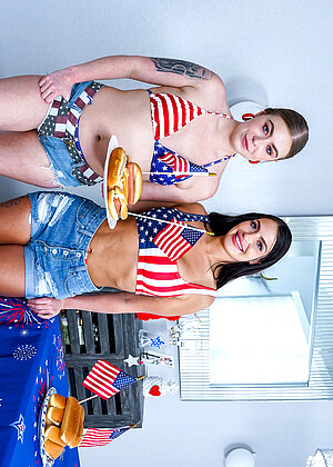 free sex photo 2 Krissy Knight Alexa Payne Nicky Rebel skyblurle-thick-orgames-splash mylf
