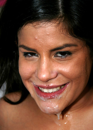 free sex photo 2 Michelle Avanti pron-latina-hot myxxxpass
