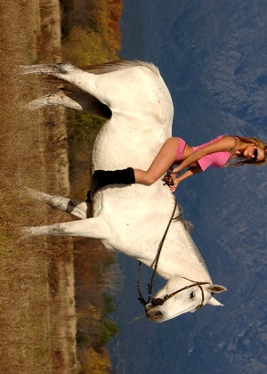 free sex pornphoto 11 Nakedhorseriding Model silvia-european-milfmobi nakedhorseriding