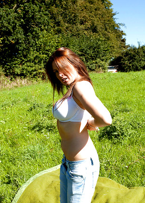 free sex pornphoto 8 Kirsty boobed-outdoor-xxx-zone naughtymag
