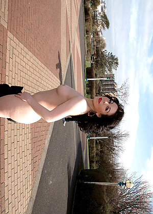 free sex photo 12 Scarlett Hart download-babe-curves naughtymag