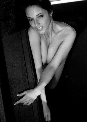 free sex pornphoto 14 Nikki Sims mble-photographic-art-gostosas-xxx nikkisplaymates