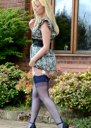 free sex pornphoto 12 Nylonsnylons Model country-blonde-wet-spot nylonsnylons