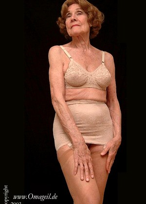 Omageil Oma Geil 3gpmaga Grandma Adult Wrinkled Hot Babes
