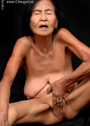 free sex pornphoto 8 Oma Geil maserati-grandma-adult-old-tokyo omageil