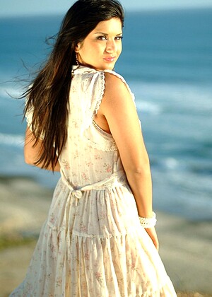 free sex photo 18 Sunny Leone princess-indian-nudepee-wet openlife