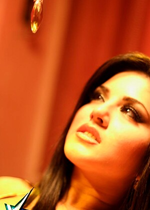 free sex photo 5 Sunny Leone privatehomeclipscom-brunette-fotossexcom openlife