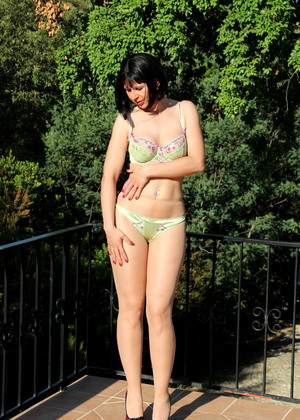 free sex pornphoto 12 Desyra Noir sexhab-nylon-pizzott pantyhosediva