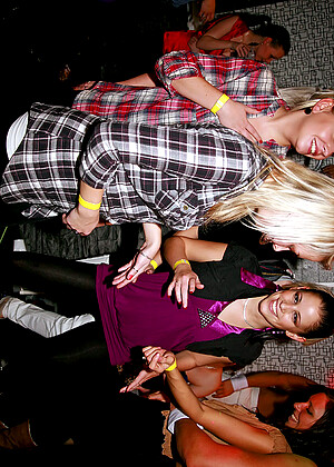 free sex photo 6 Partyhardcore Model hips-interracial-sideblond partyhardcore