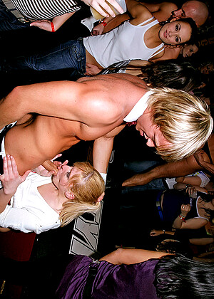 free sex pornphoto 7 Partyhardcore Model phoenix-party-erotica partyhardcore