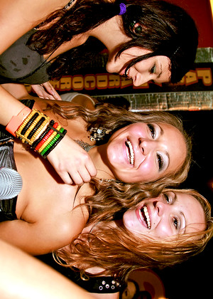 free sex pornphoto 11 Partyhardcore Model thickblackass-hardcore-bra-sexy partyhardcore