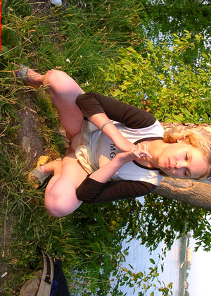 free sex photo 6 Peehunters Model jpg3-peeing-amateur-doctor peehunters