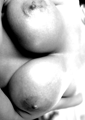 free sex pornphoto 14 Pinupfiles Model babetoday-big-tits-convinsing pinupfiles