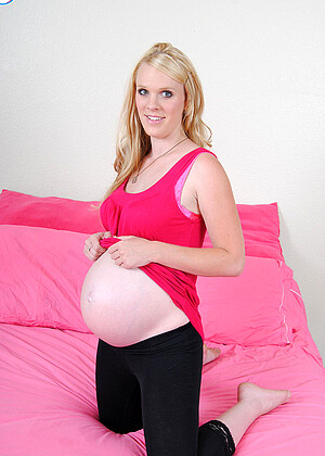 free sex photo 10 Kristi interesting-amateur-revenge pregnantkristi