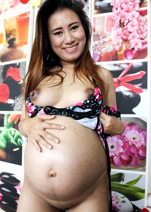 free sex pornphoto 3 Pregnantpat Model ponro-amateur-pussypic pregnantpat